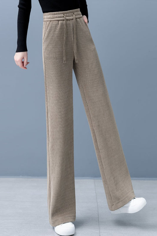 Comfortable and stylish pants for all your days 